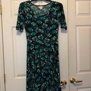 Large rose Lularoe Nicole Dress